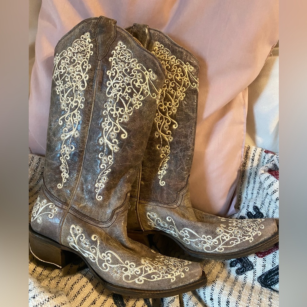 Corral Tan Cowgirl Boots